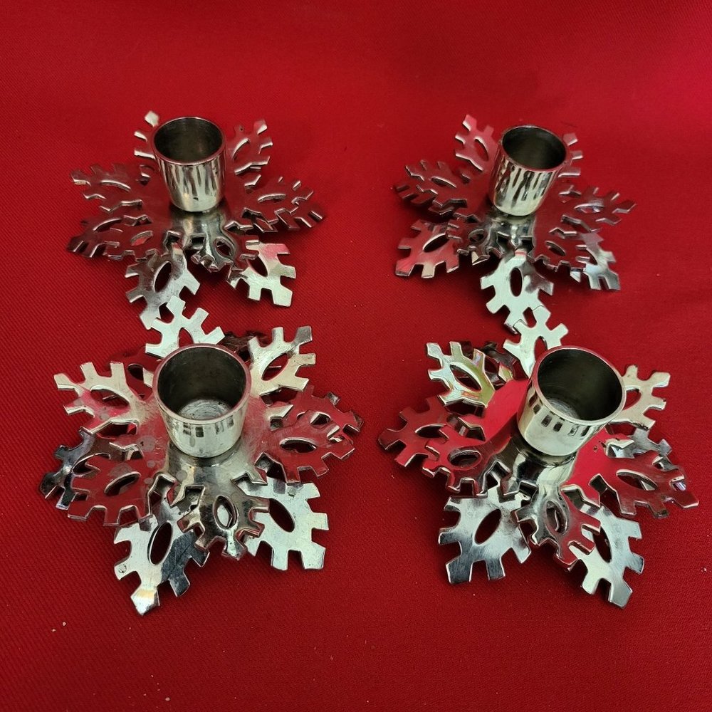 Silver Metal Snowflake Candle Holders Christmas Holiday Set of 4